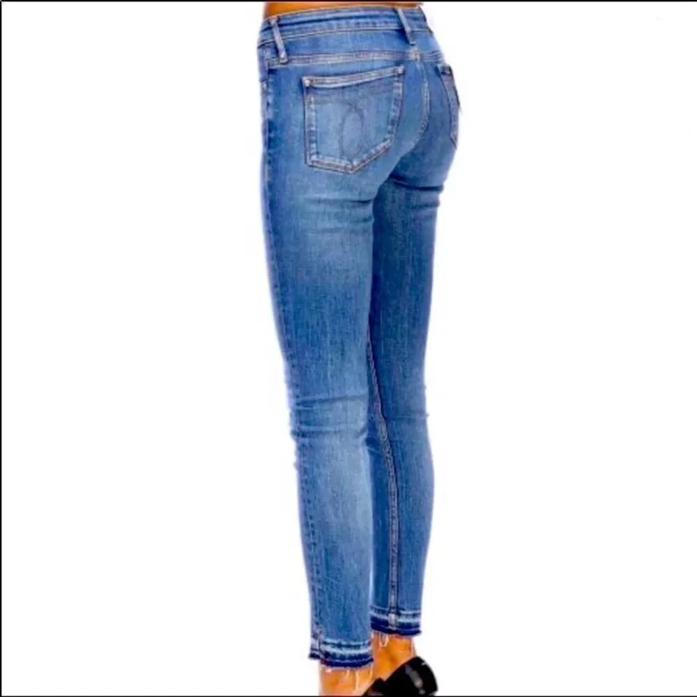 Blue Denim Mid Rise Skinny Jeans Calvin Klein Jeans 30x32 NWT - Picture 3 of 5